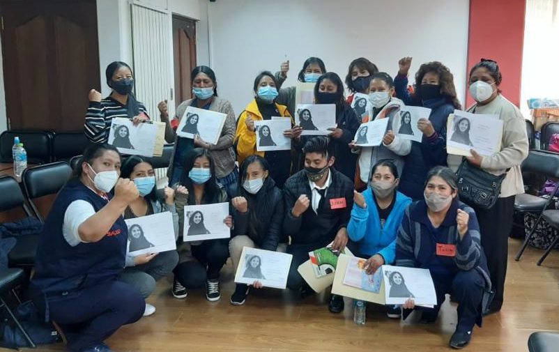 Bolivia: salud preventiva motiva formación de lideresas